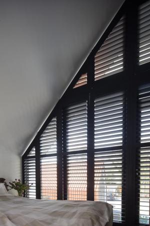 Schuine shutters